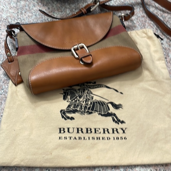 I got this purse for my birthday I used few times - Picture 4 of 4